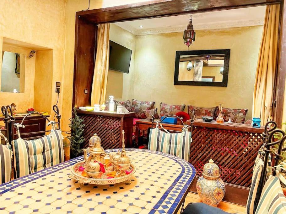 Apartamento Petit Riad Authentique Tout Proche De Dar El Bacha Marrakesh Exterior foto